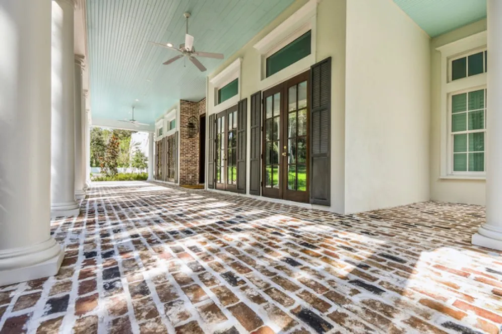 ExteriorPhoto for House Plan #820916