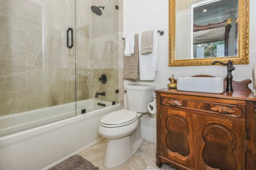 InteriorPhoto for House Plan #820916