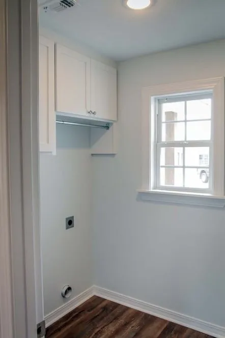 InteriorPhoto for House Plan #309541