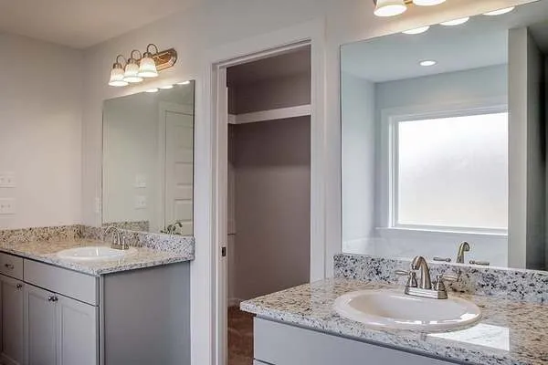 InteriorPhoto for House Plan #309541