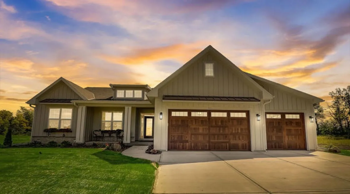 ExteriorPhoto for House Plan #157712