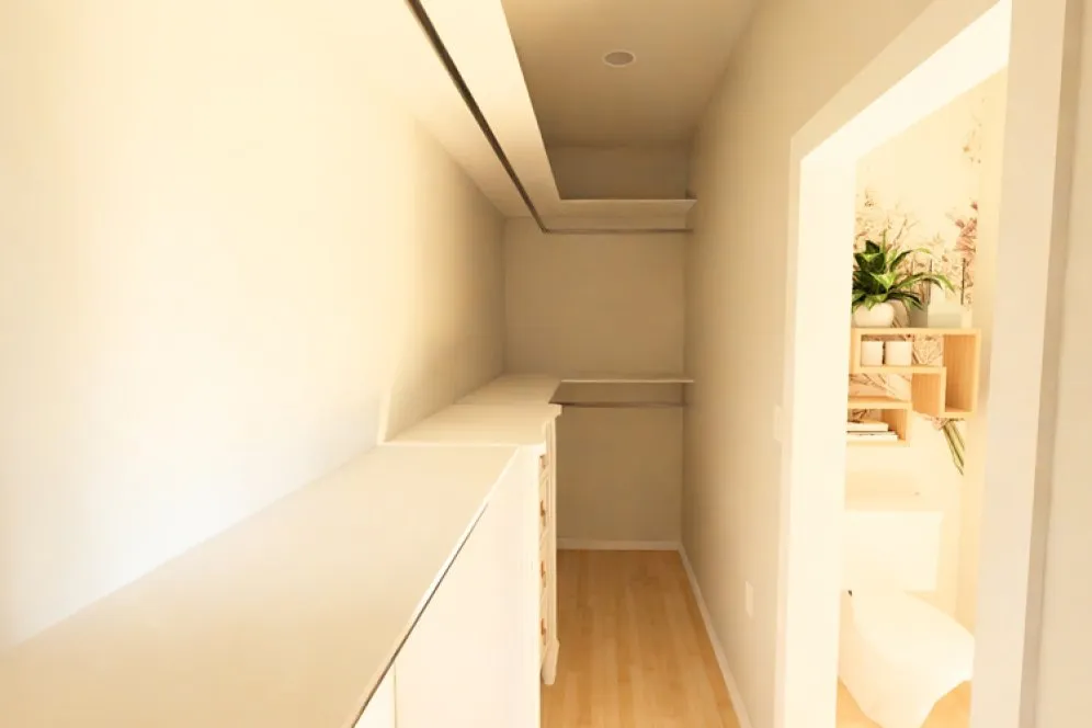 InteriorPhoto for House Plan #581360