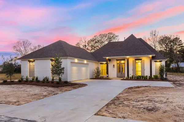 ExteriorPhoto for House Plan #900562