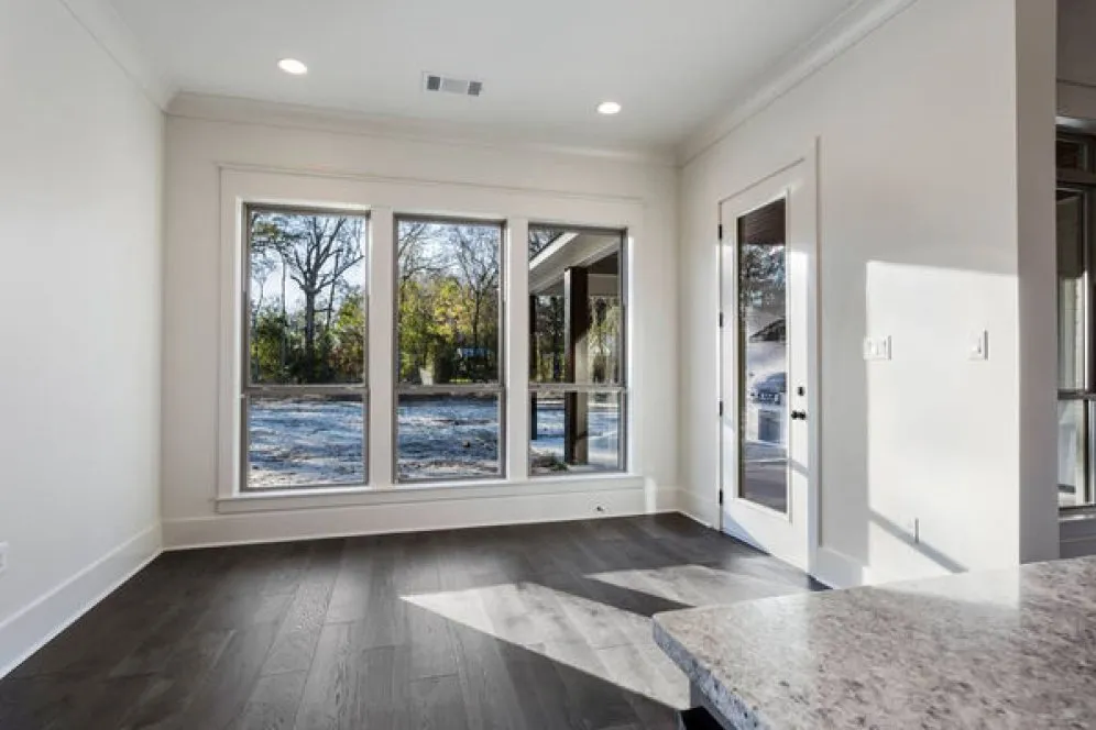 InteriorPhoto for House Plan #900562