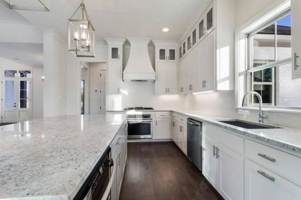 InteriorPhoto for House Plan #900562