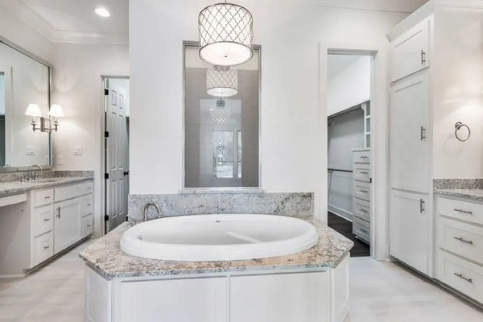 InteriorPhoto for House Plan #900562