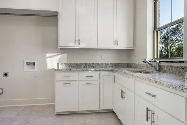 InteriorPhoto for House Plan #900562