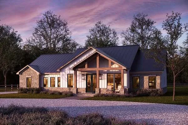 InteriorPhoto for House Plan #305602