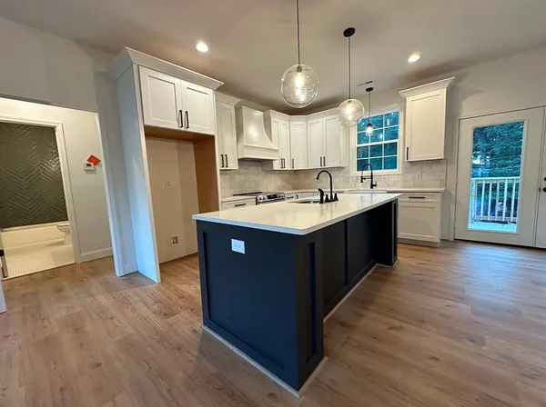 InteriorPhoto for House Plan #434331