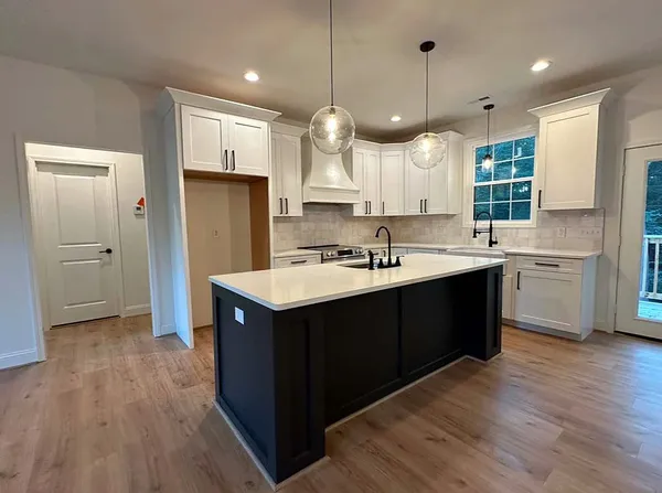 InteriorPhoto for House Plan #434331