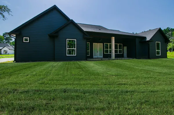 ExteriorPhoto for House Plan #153022