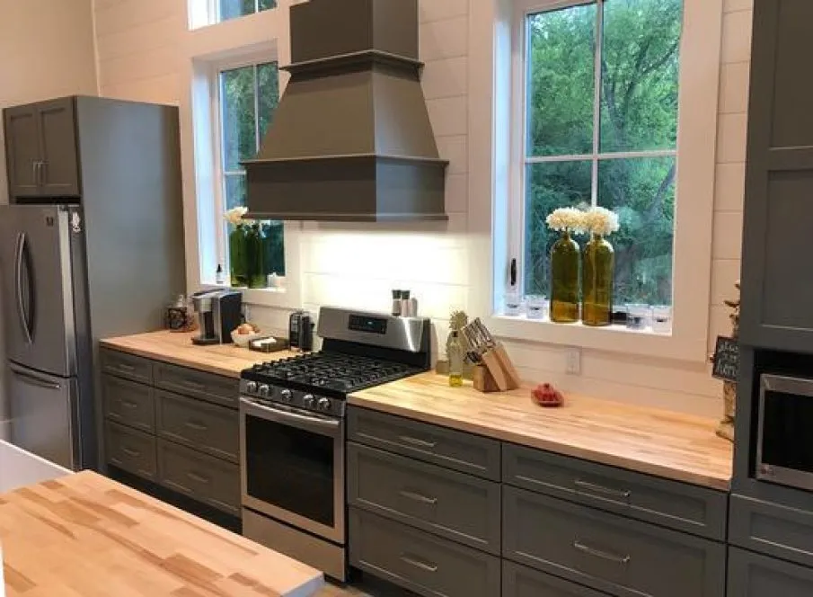 InteriorPhoto for House Plan #335990