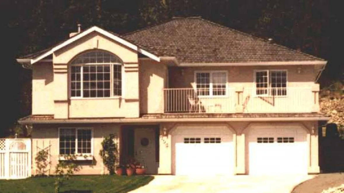 ExteriorPhoto for House Plan #138319