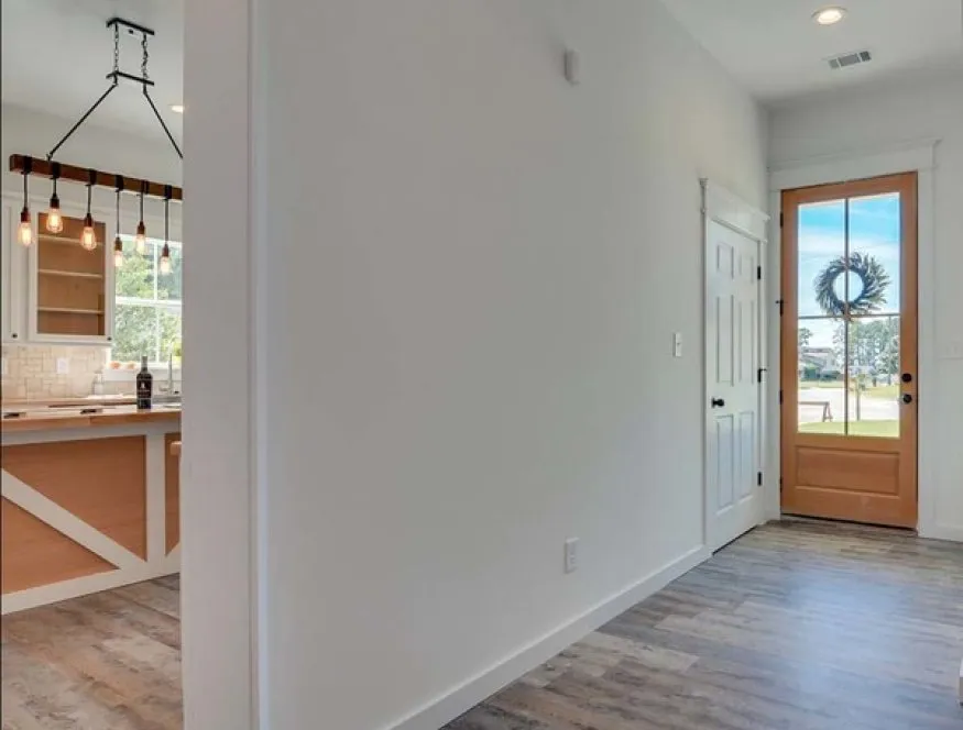 InteriorPhoto for House Plan #438091