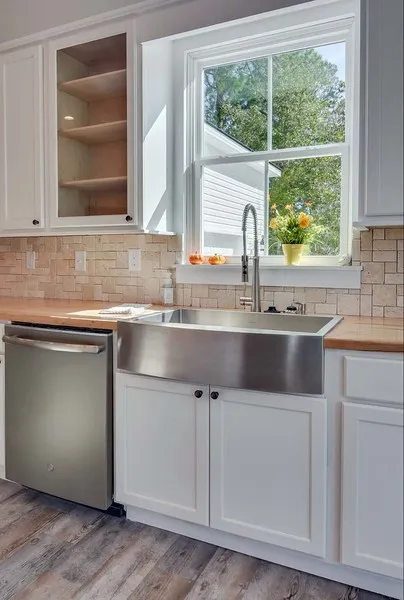 InteriorPhoto for House Plan #438091