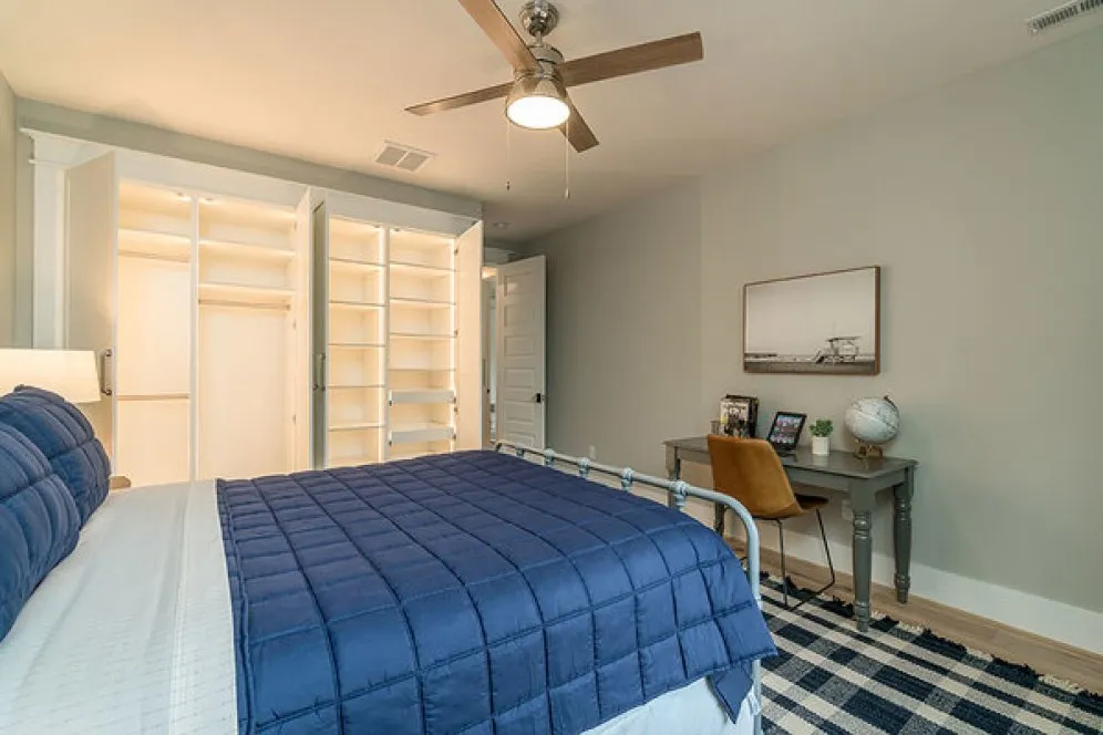 InteriorPhoto for House Plan #282593