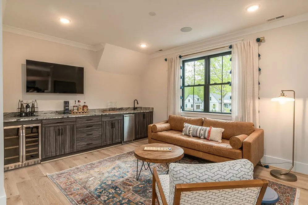 InteriorPhoto for House Plan #282593